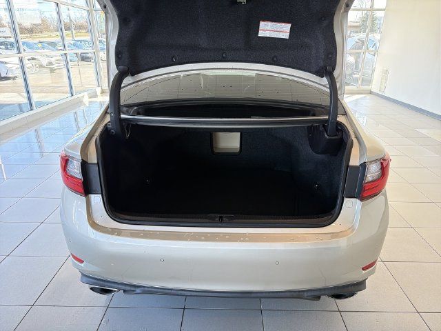 Used 2016 Lexus ES 350 w/ Luxury Package w/Wood Trim FWD image 15