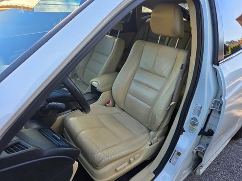 Used 2011 Honda Crosstour EX-L image 13