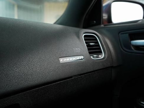 Used 2023 Dodge Charger SXT RWD image 29