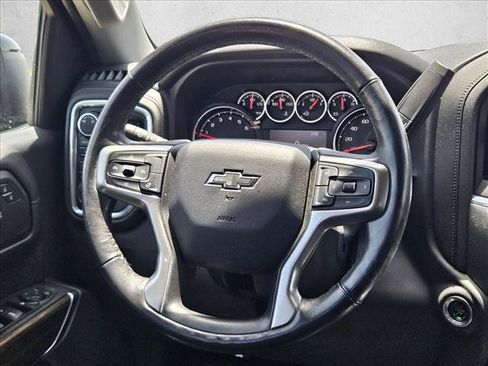 Used 2019 Chevrolet Silverado 1500 RST AWD/4WD image 18