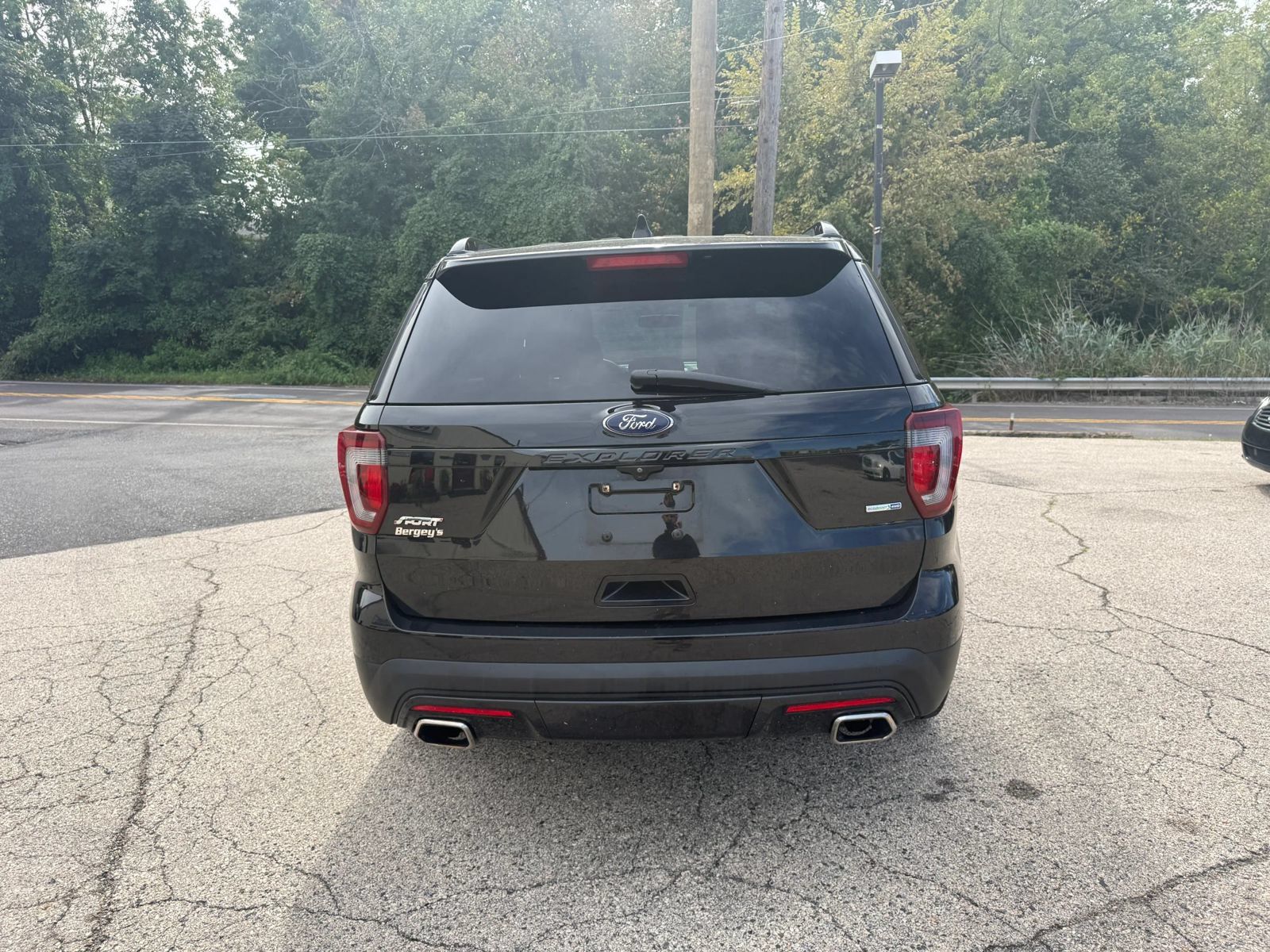 Used 2017 Ford Explorer Sport AWD/4WD image 6
