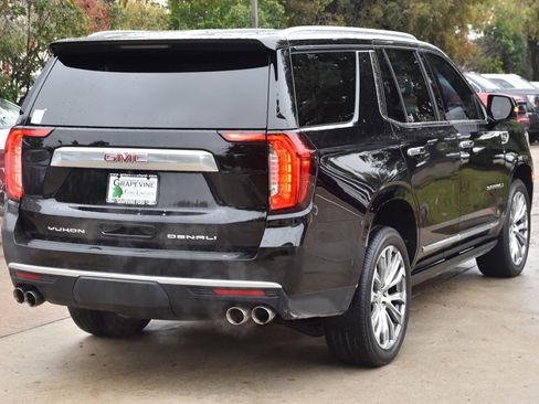 Used 2023 GMC Yukon Denali w/ LPO, Floor Liner Package image 8