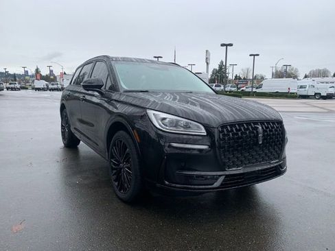 Used 2024 Lincoln Corsair Reserve w/ Equipment Group 201A image 9