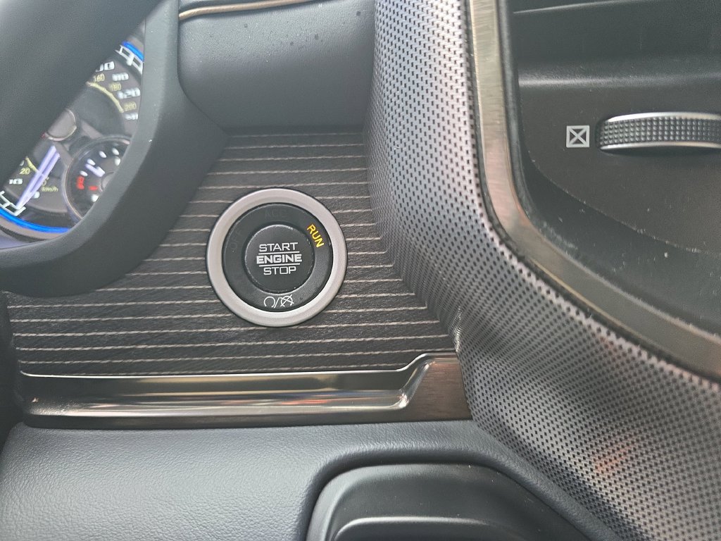Used 2020 RAM 3500 Limited AWD/4WD image 35