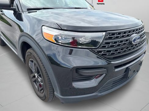 Used 2024 Ford Explorer XLT AWD/4WD image 29