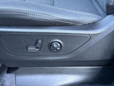 Used 2021 RAM 1500 Big Horn image 14