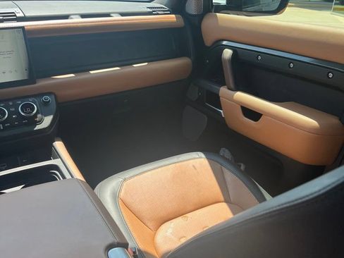 Used 2023 Land Rover Defender 130 X AWD/4WD image 21