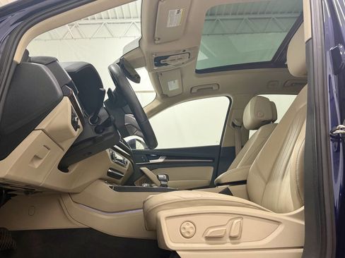 Used 2018 Audi Q5 2.0T Premium Plus w/ Premium Plus Package image 16