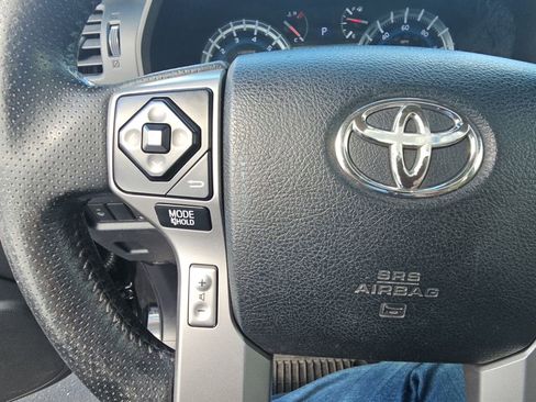 Used 2014 Toyota 4Runner Limited AWD/4WD image 11