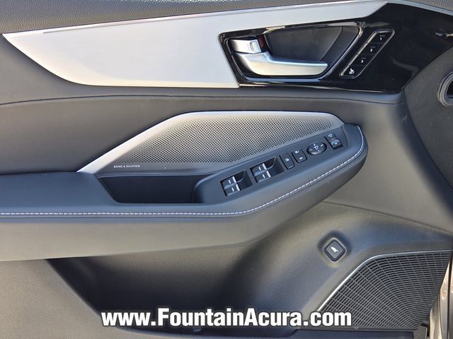Used 2026 Acura MDX w/ Technology Package FWD image 12