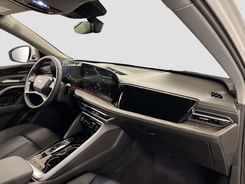 New 2025 Audi Q5 2.0T Premium Plus image 14
