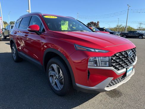 Used 2023 Hyundai Santa Fe SEL image 3