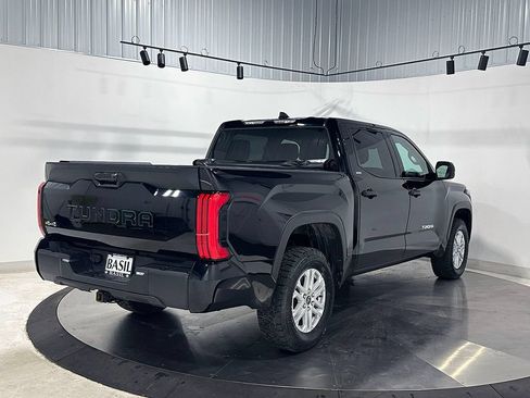 Used 2024 Toyota Tundra SR5 AWD/4WD image 11