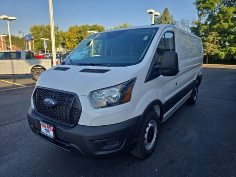 New 2025 Ford Transit 150 Low Roof RWD image 4
