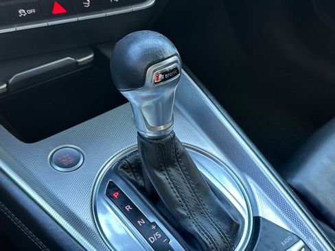 Used 2017 Audi TT 2.0T AWD/4WD image 32