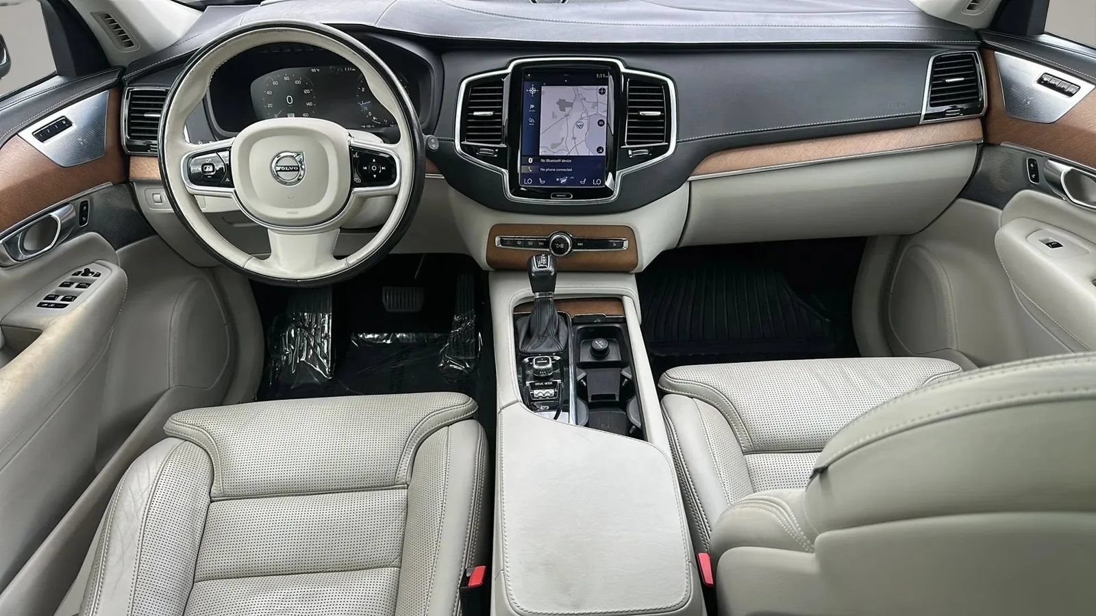 Used 2017 Volvo XC90 T6 Inscription w/ Vision Package AWD/4WD image 36