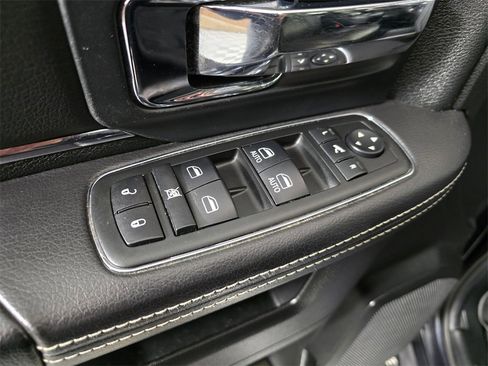 Used 2014 RAM 1500 Laramie image 24