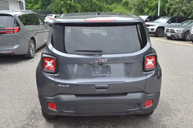 Used 2023 Jeep Renegade Latitude AWD/4WD image 7