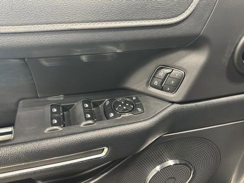 Used 2024 Ford Expedition Max XLT image 20