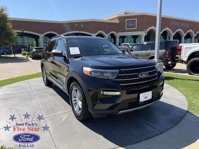 Certified 2024 Ford Explorer XLT w/ Equipment Group 202A