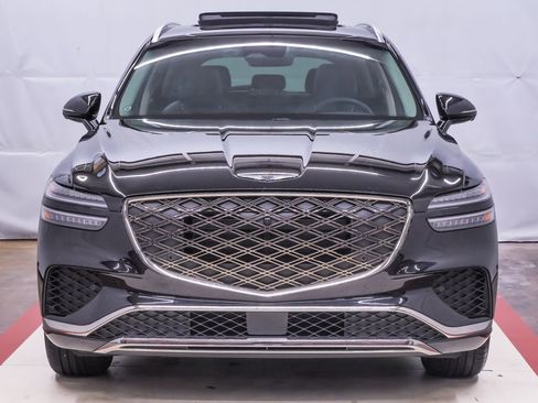 Certified 2026 Genesis GV70 2.5T Advanced image 4