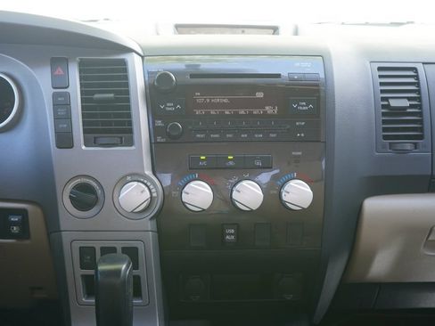Used 2013 Toyota Tundra 4x4 Double Cab w/ TRD Off-Road Pkg image 24