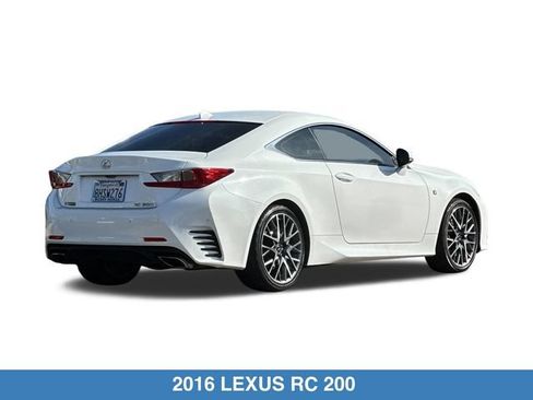 Used 2016 Lexus RC 200t RWD image 5