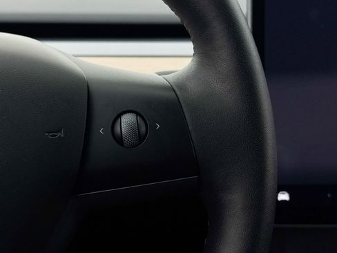 Used 2023 Tesla Model 3 Long Range image 39