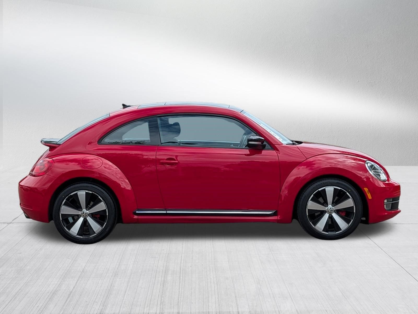 Used 2012 Volkswagen Beetle 2.0T FWD image 8