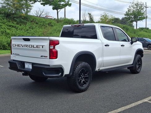 Used 2022 Chevrolet Silverado 1500 ZR2 w/ Technology Package AWD/4WD image 6