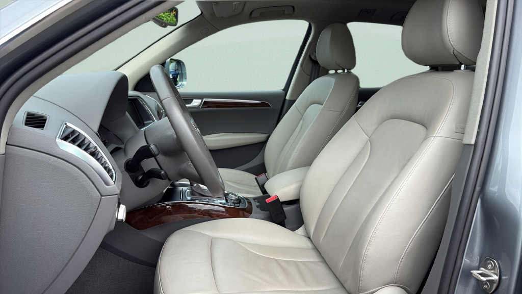 Used 2011 Audi Q5 2.0T Premium Plus AWD/4WD image 9