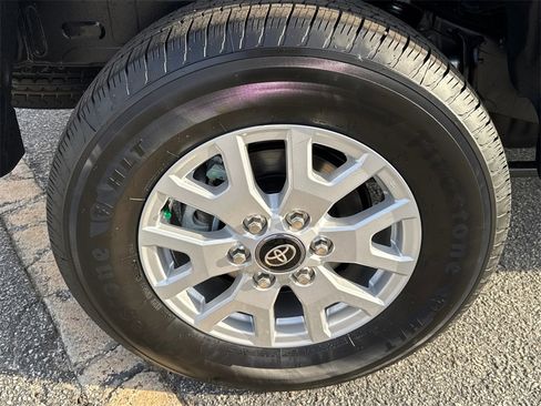 New 2025 Toyota Tacoma SR5 image 17