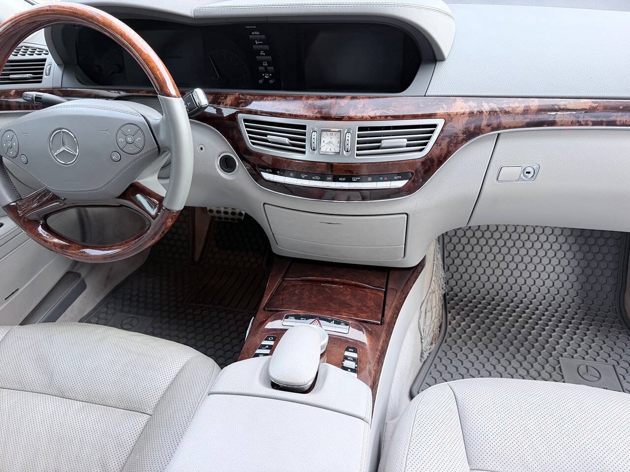 Used 2011 Mercedes-Benz S 550 w/ Sport Pkg Plus One image 20