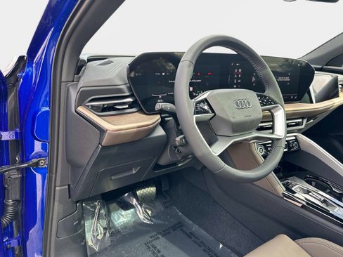 New 2025 Audi Q5 Prestige image 18