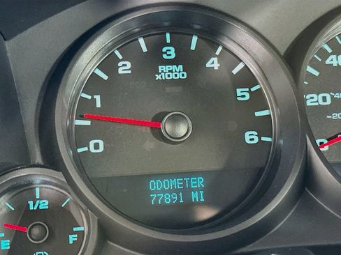 Used 2011 Chevrolet Silverado 1500 W/T AWD/4WD image 24