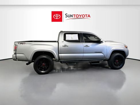 Used 2021 Toyota Tacoma TRD Sport RWD image 2
