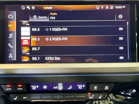 Used 2025 Audi Q4 e-tron Premium Plus image 14