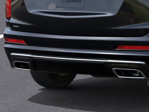 New 2025 Cadillac XT6 Luxury image 14