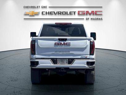 Used 2025 GMC Sierra 2500 AT4 w/ AT4 Premium Plus Package