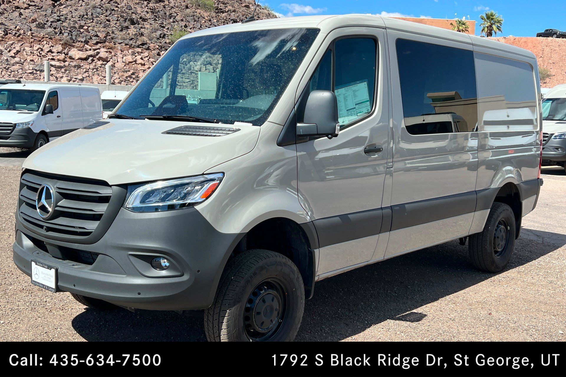 Used 2025 Mercedes-Benz Sprinter 2500 image 1