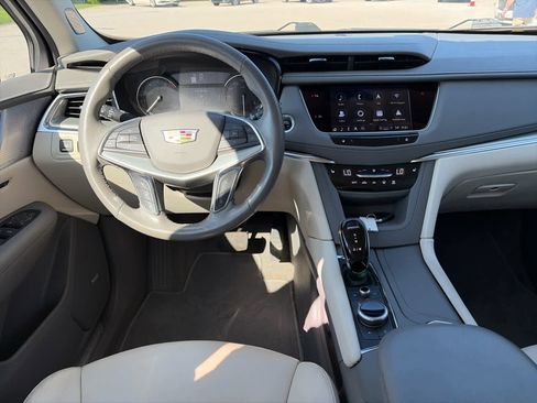 Used 2024 Cadillac XT5 Premium Luxury AWD/4WD image 10