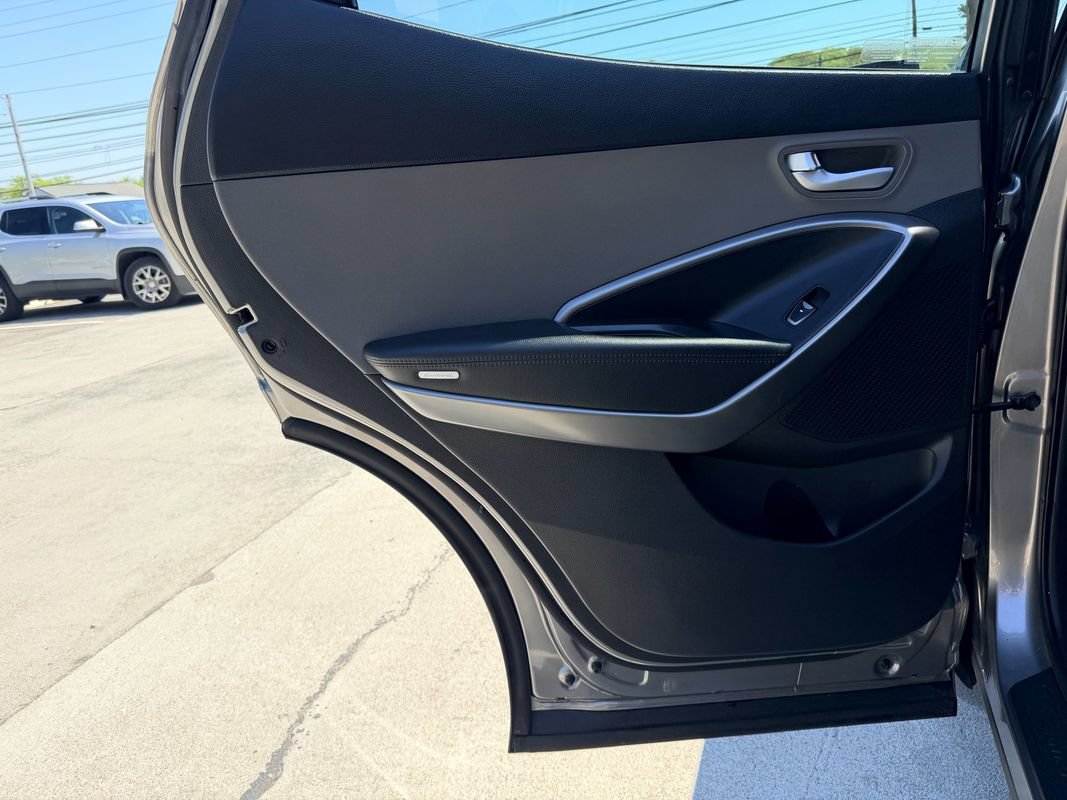 Used 2018 Hyundai Santa Fe Sport w/ 2.4L Value Package 02 FWD image 25
