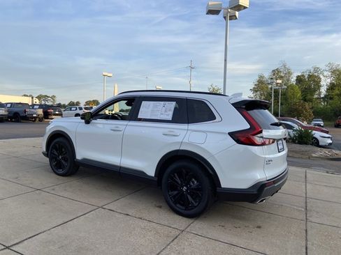 Used 2024 Honda CR-V Sport Touring image 8