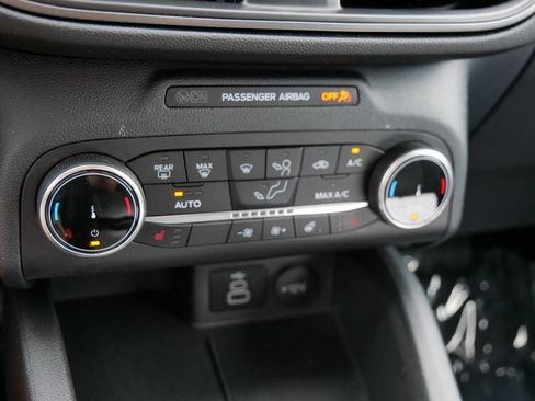 Certified 2024 Ford Escape Active AWD/4WD image 42