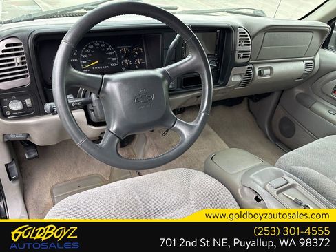 Used 1999 Chevrolet Tahoe 4WD 2-Door w/ Preferred Equipment Group image 16