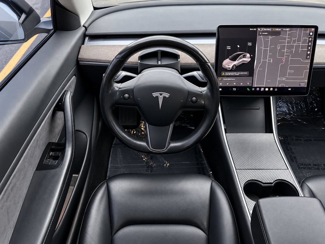 Used 2018 Tesla Model 3 Long Range AWD/4WD image 4