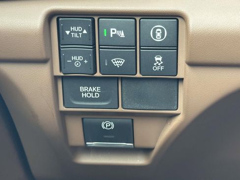 Used 2025 Acura RDX SH-AWD w/ Advance Package image 23