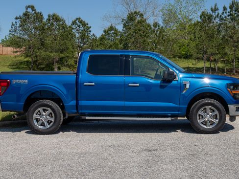 Used 2024 Ford F150 XLT w/ FX4 Off-Road Package image 7