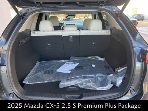 New 2025 MAZDA CX-5 AWD 2.5 S w/ Premium Plus Pkg image 24