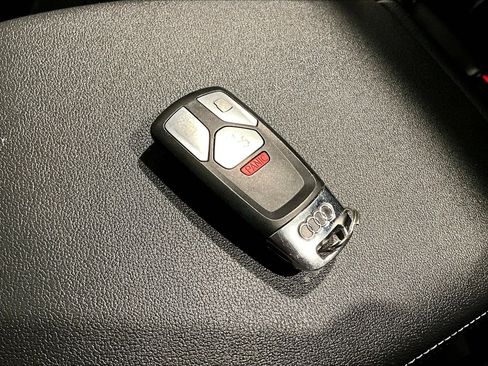 Used 2023 Audi Q5 2.0T Premium AWD/4WD image 33